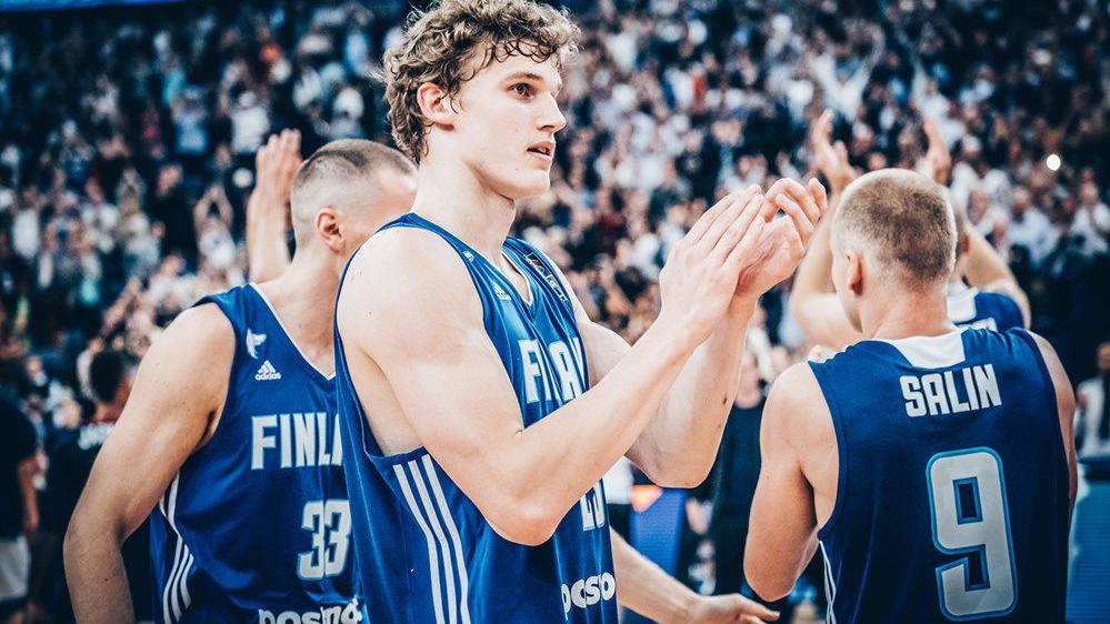 Former Arizona Wildcat Lauri Markkanen tearing up EuroBasket competition